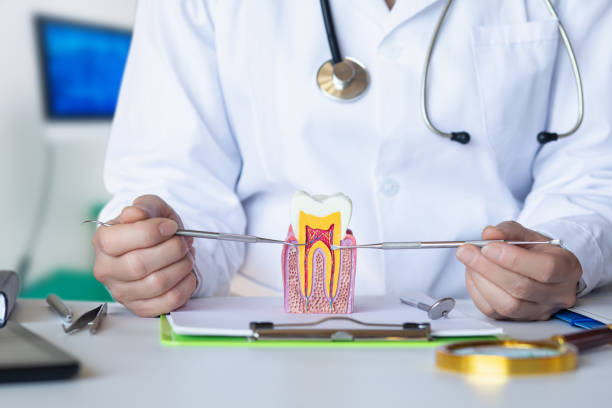 Best Dentist for Tooth Abscess  in Lucerne, CA